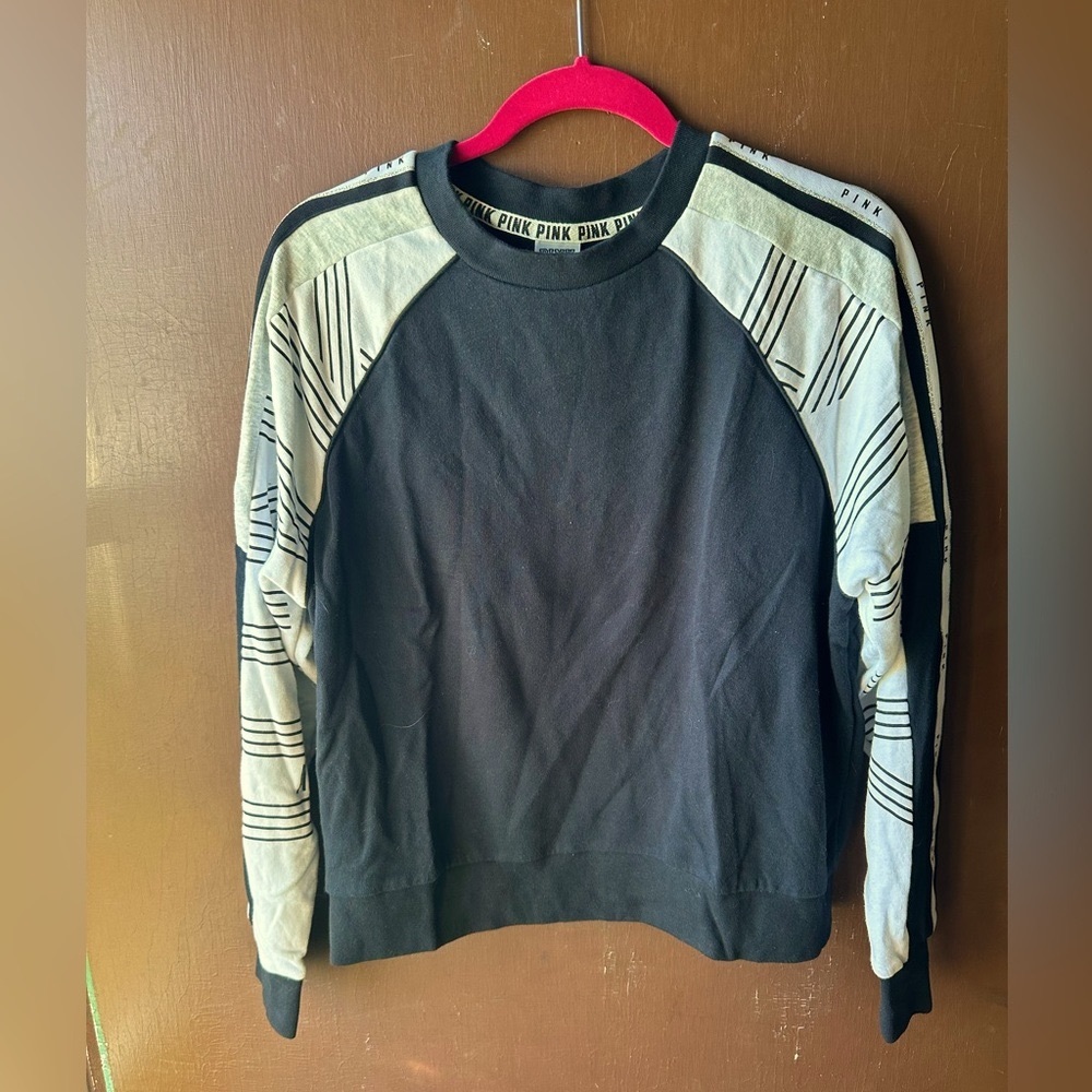 Victoria’s Secret PINK Sweatshirt